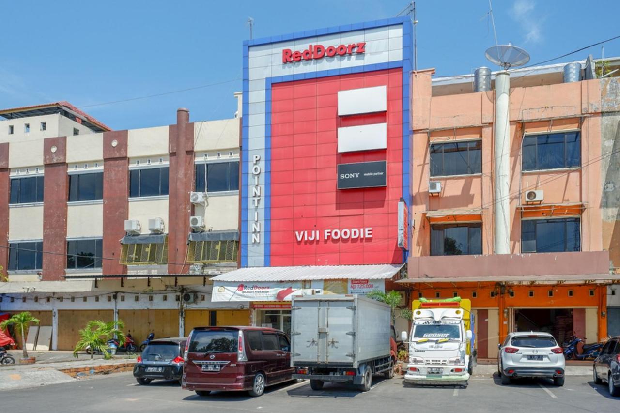 Reddoorz Plus @ Losari Makassar Luaran gambar